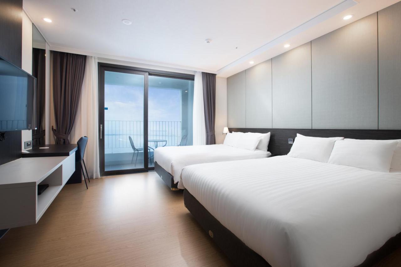 Utop Marina Hotel & Resort Yeosu Extérieur photo