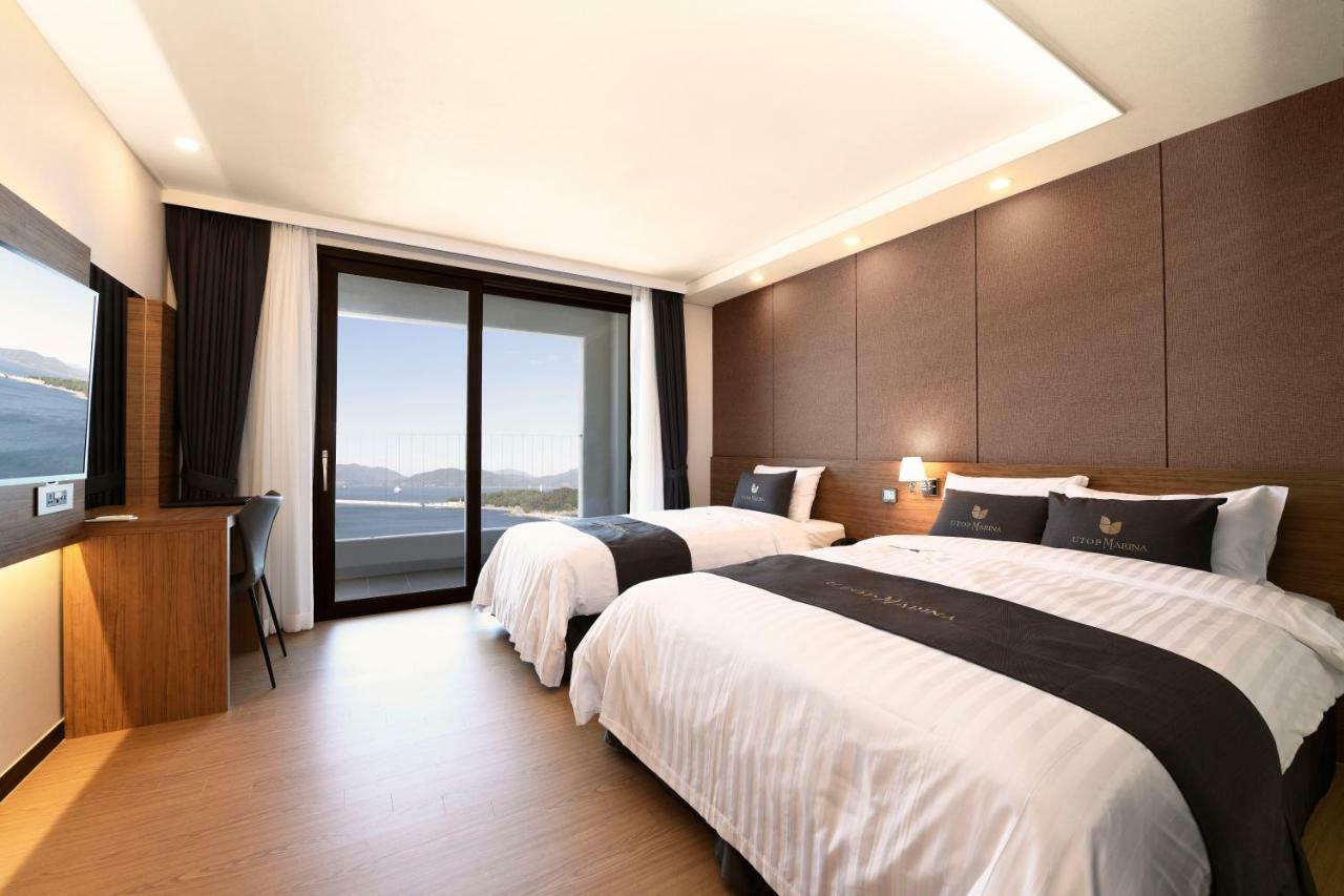 Utop Marina Hotel & Resort Yeosu Extérieur photo